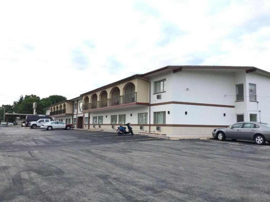 America'S Best Inn Urbana Σαμπέιν Εξωτερικό φωτογραφία