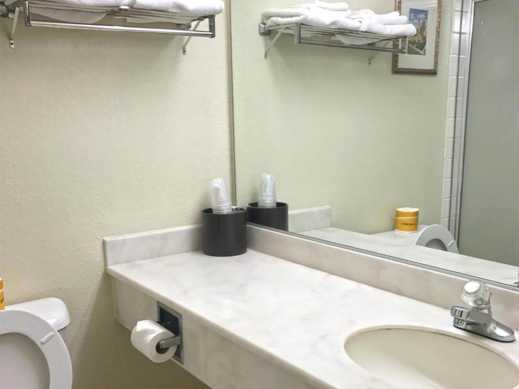 America'S Best Inn Urbana Σαμπέιν Εξωτερικό φωτογραφία